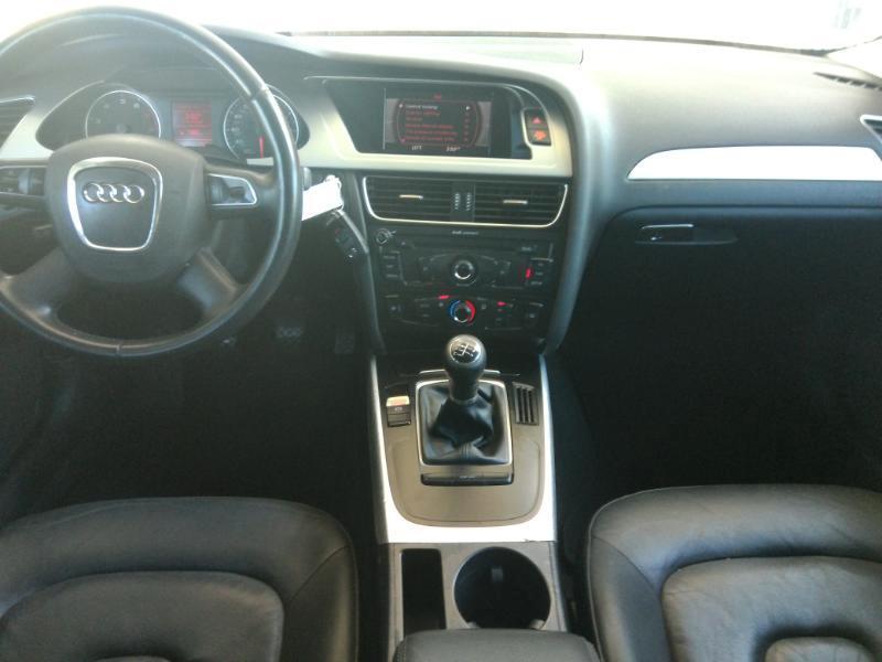 Audi A4 2.0T Sedan quattro Manual 2010