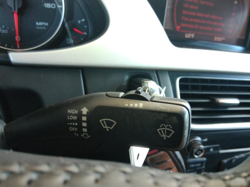 Audi A4 2.0T Sedan quattro Manual 2010