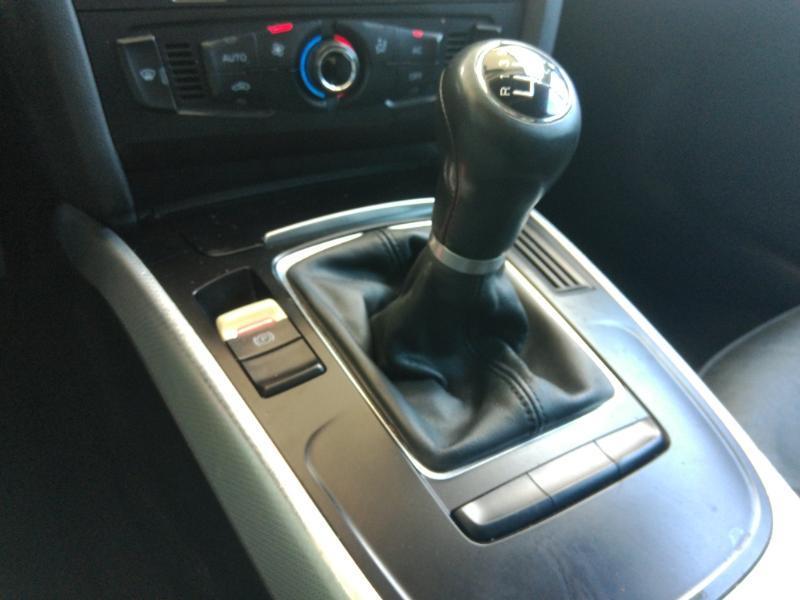 Audi A4 2.0T Sedan quattro Manual 2010