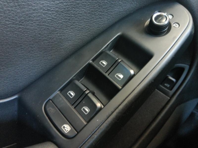 Audi A4 2.0T Sedan quattro Manual 2010