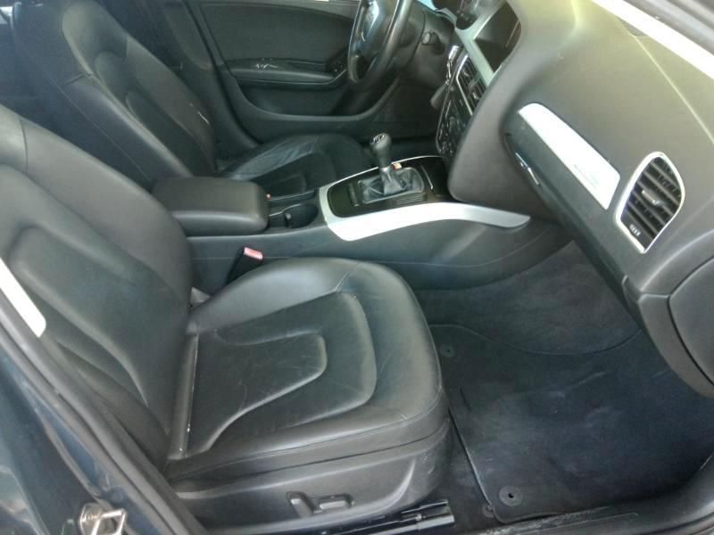 Audi A4 2.0T Sedan quattro Manual 2010