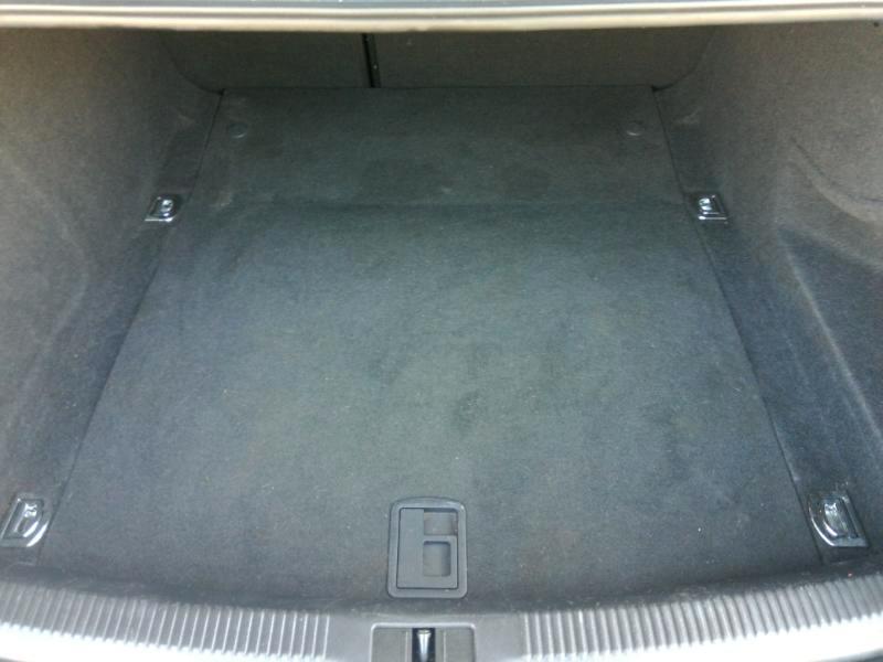 Audi A4 2.0T Sedan quattro Manual 2010