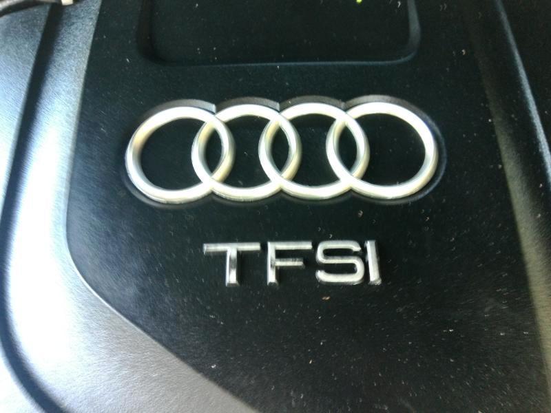 Audi A4 2.0T Sedan quattro Manual 2010