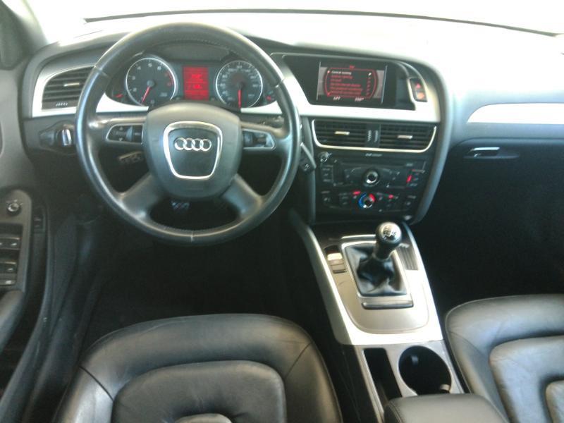 Audi A4 2.0T Sedan quattro Manual 2010