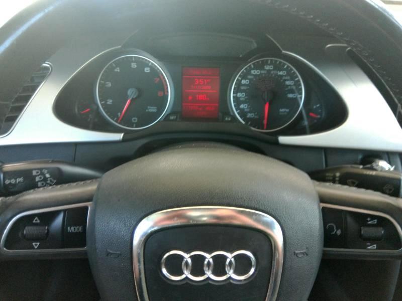 Audi A4 2.0T Sedan quattro Manual 2010