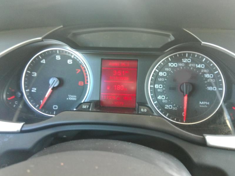 Audi A4 2.0T Sedan quattro Manual 2010