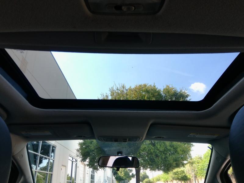 Honda Fit EX-L CVT w/Navigation 2015