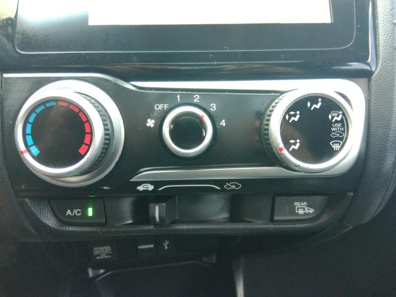 Honda Fit EX-L CVT w/Navigation 2015