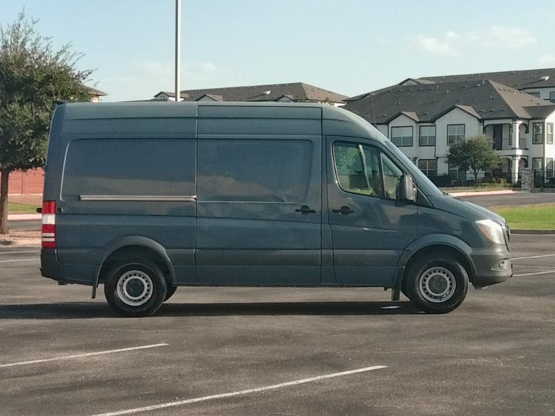 Mercedes-Benz Sprinter 2500 144-in. WB 2018