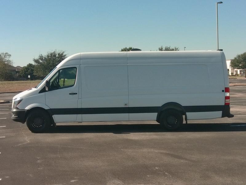 Mercedes-Benz Sprinter 2500 High Roof 170-in. WB 2017