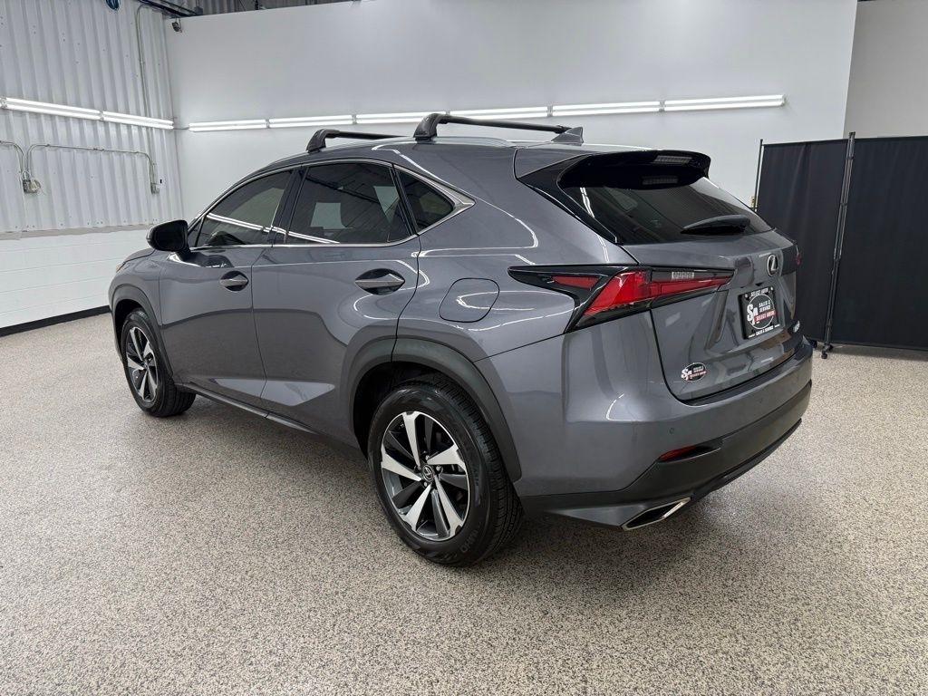 Lexus NX 200t  2019