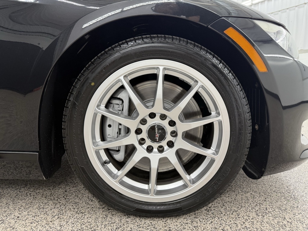 BMW 3-Series  2013 BMW 3-Series  2013