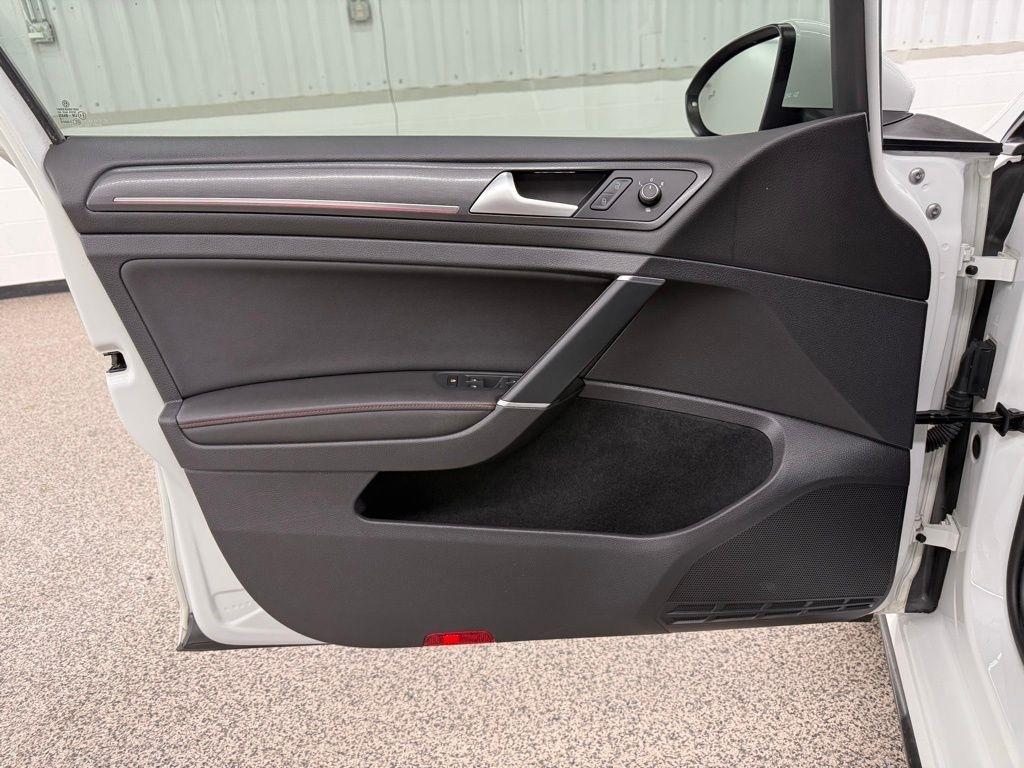 Volkswagen Golf GTI  2019