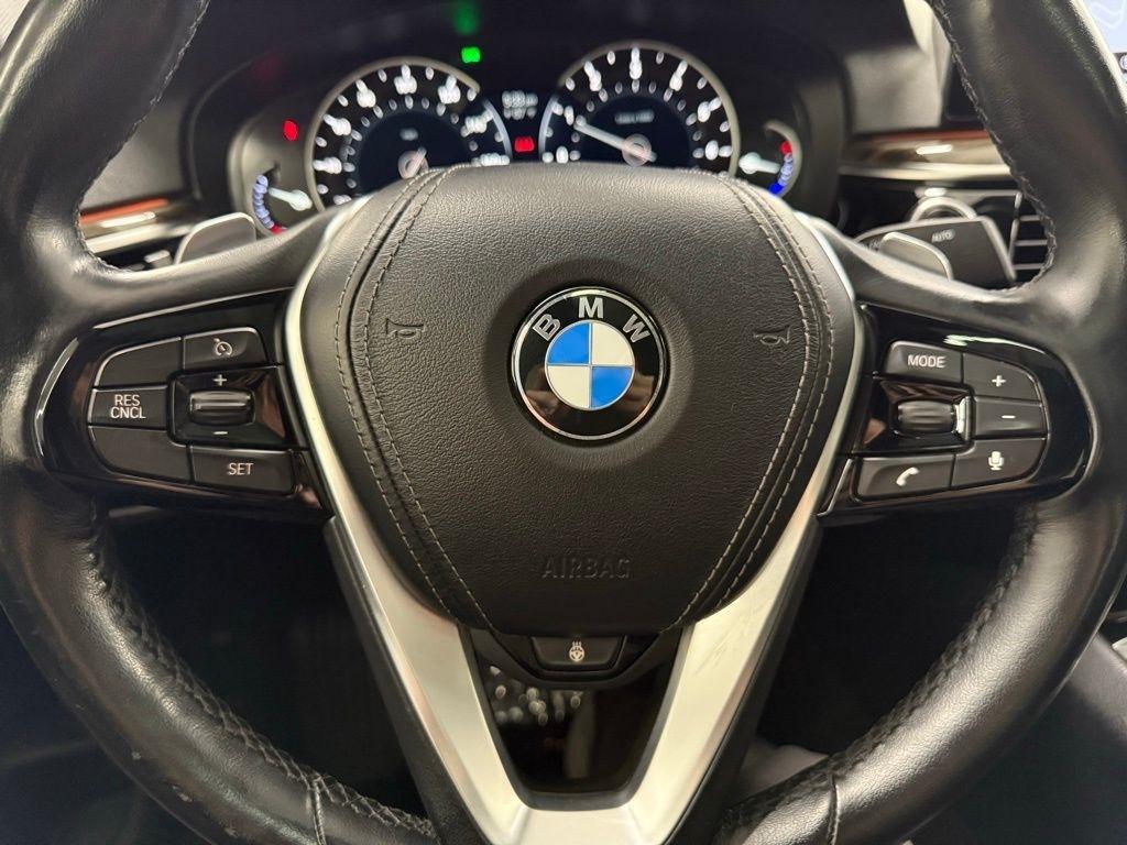 BMW 5-Series  2018