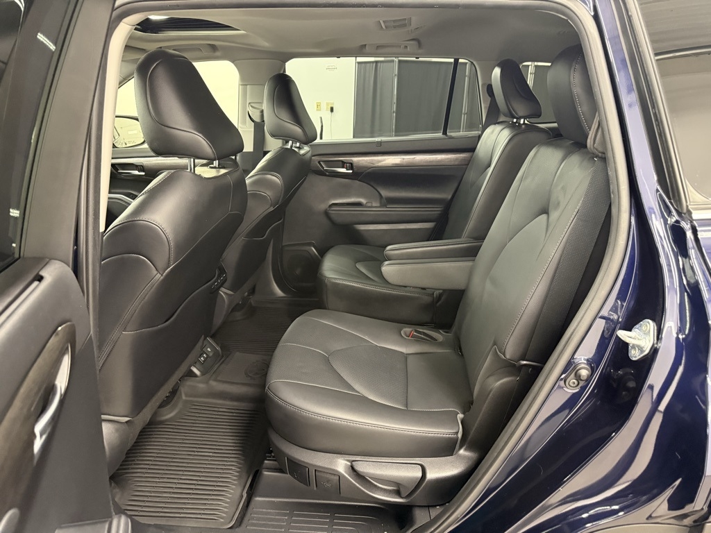 Toyota Highlander  2020