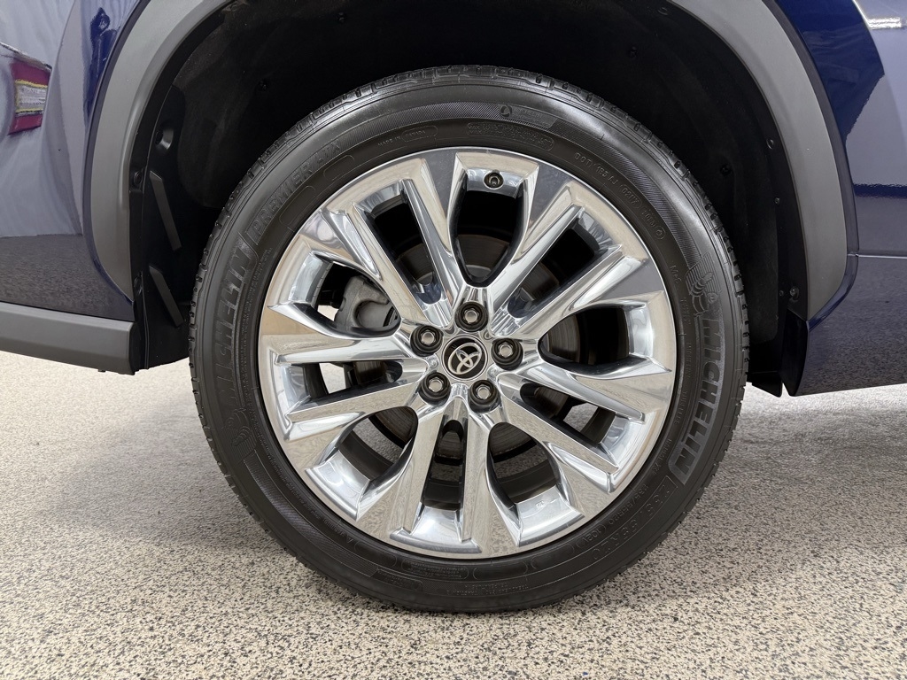 Toyota Highlander  2020