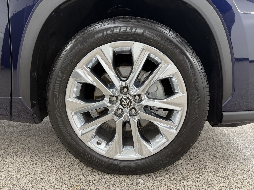 Toyota Highlander  2020