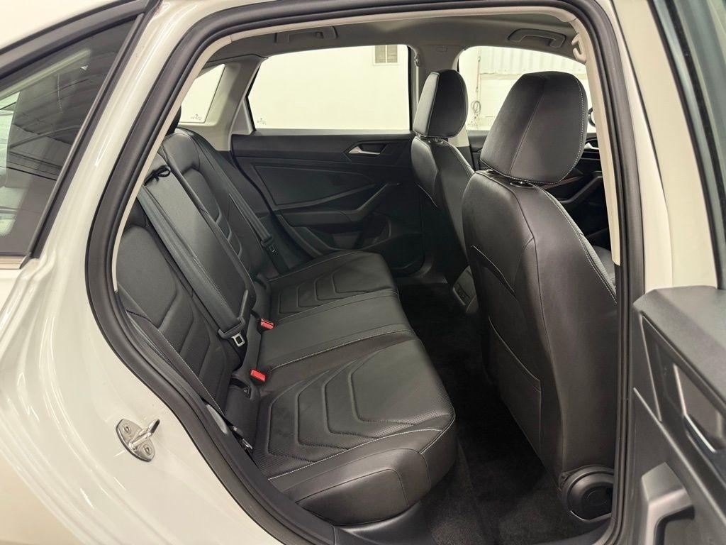 Volkswagen Jetta  2024