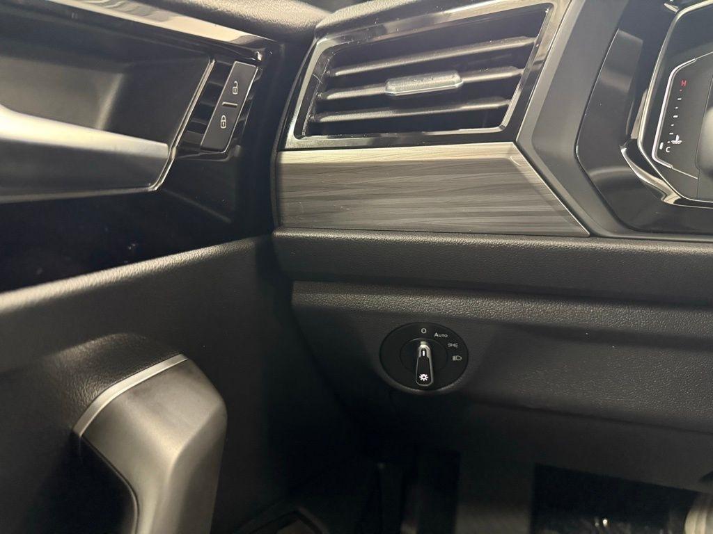 Volkswagen Jetta  2024