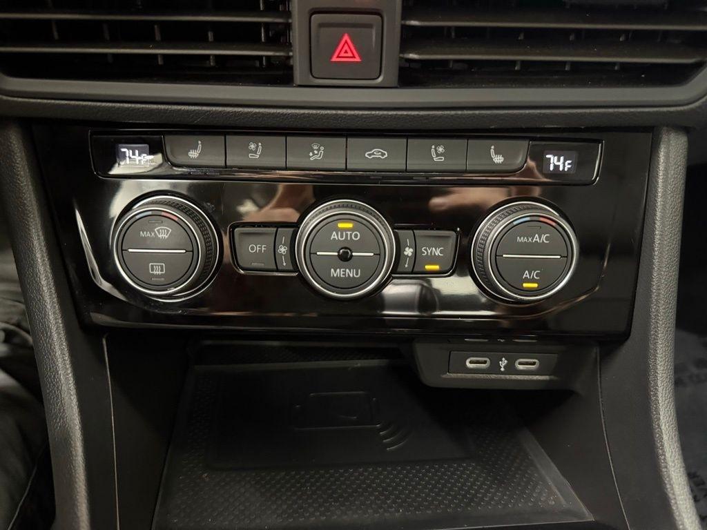 Volkswagen Jetta  2024