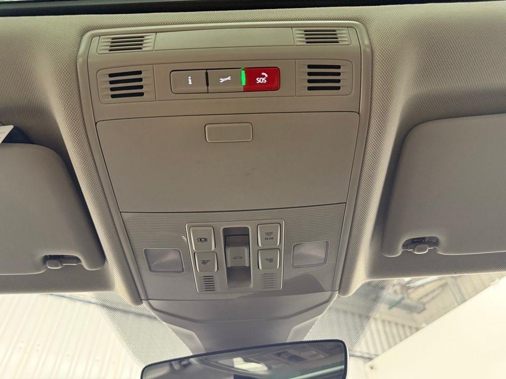 Volkswagen Jetta  2024