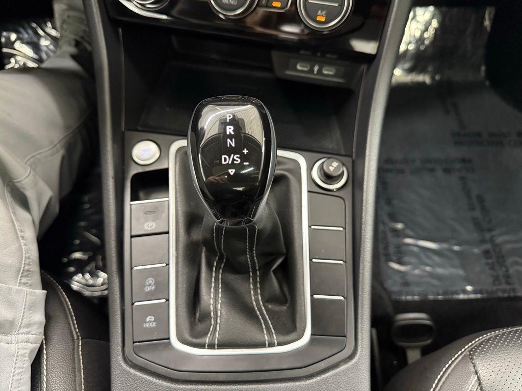 Volkswagen Jetta  2024