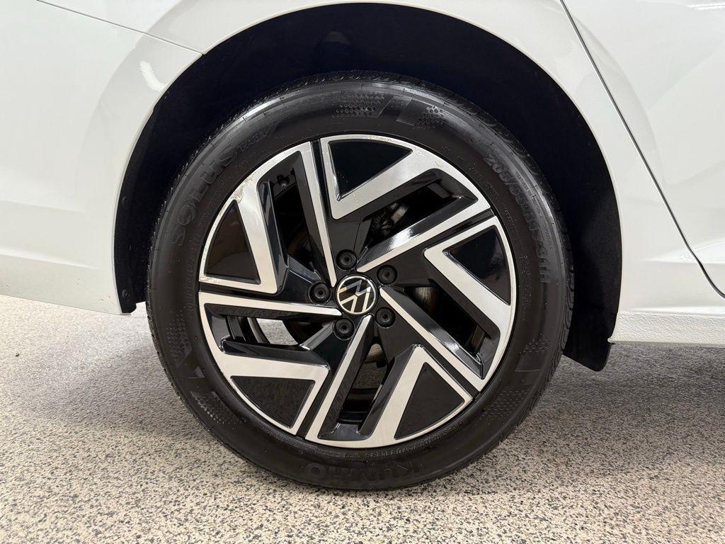 Volkswagen Jetta  2024