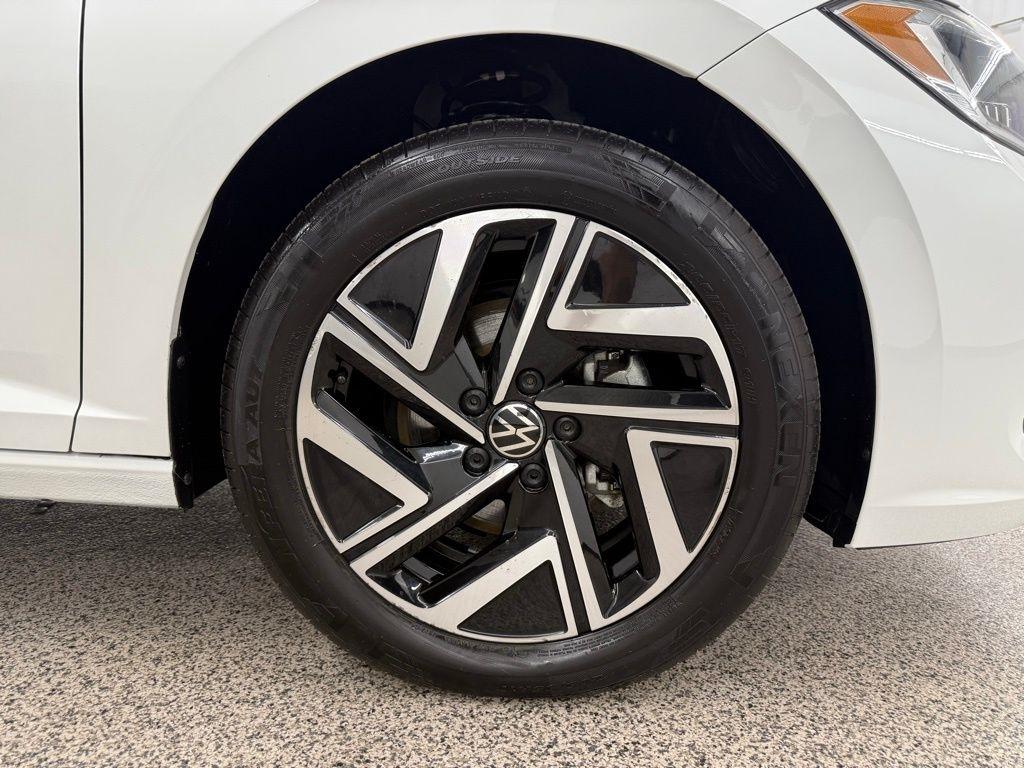 Volkswagen Jetta  2024