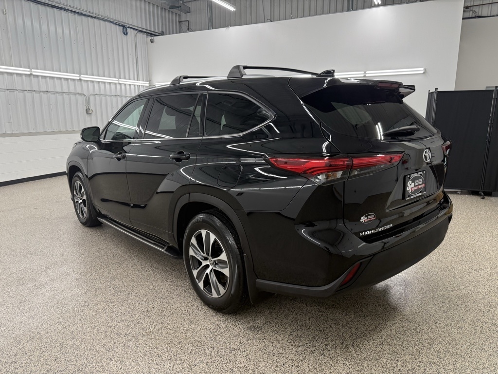 Toyota Highlander  2021