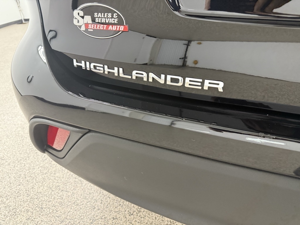 Toyota Highlander  2021