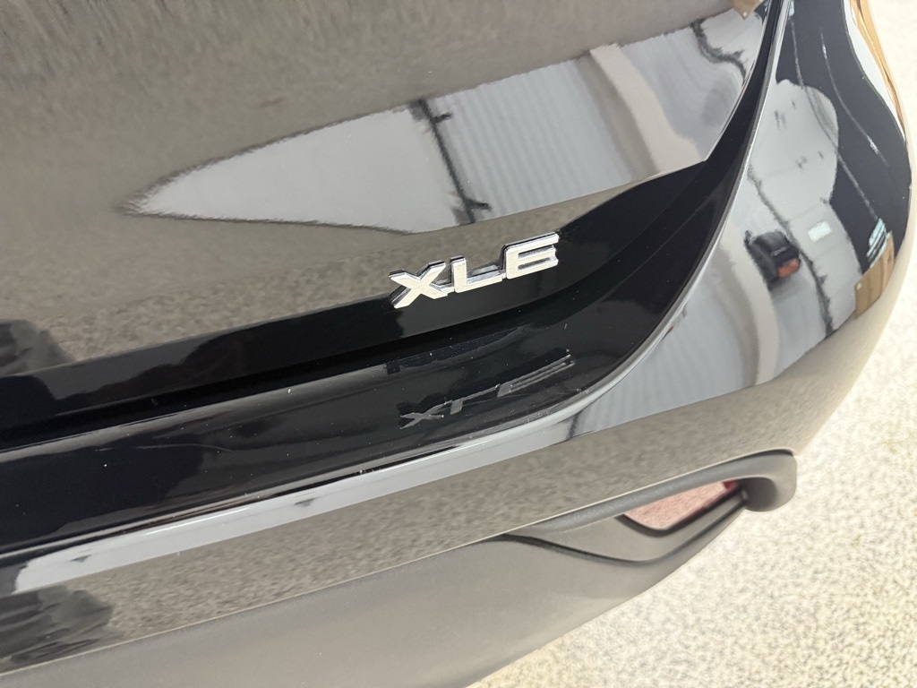 Toyota Highlander  2021