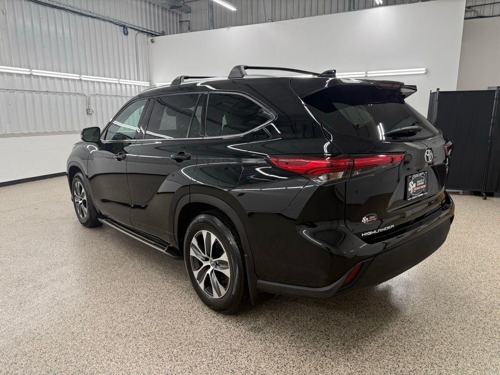 Toyota Highlander  2021