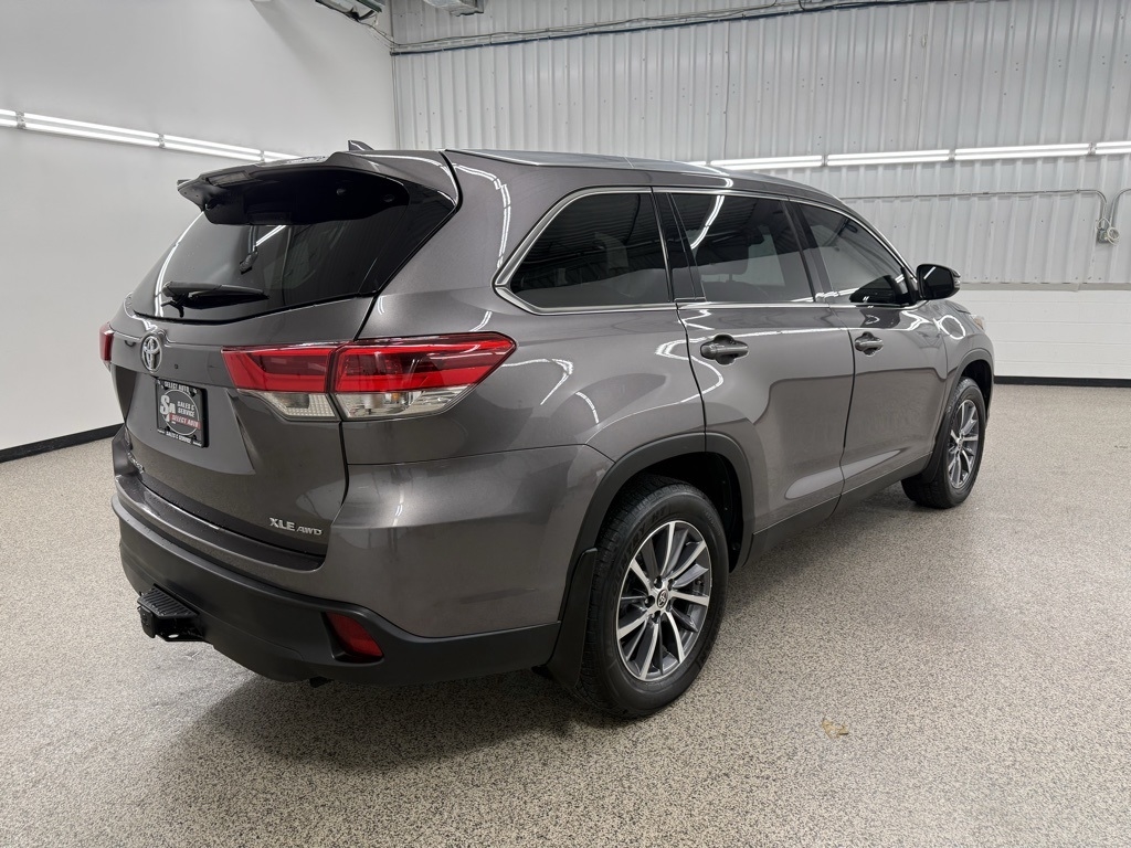 Toyota Highlander  2019