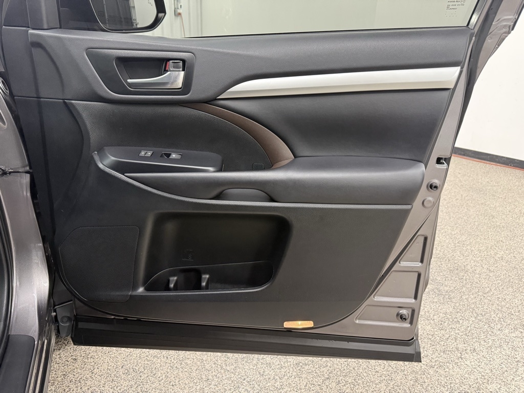 Toyota Highlander  2019