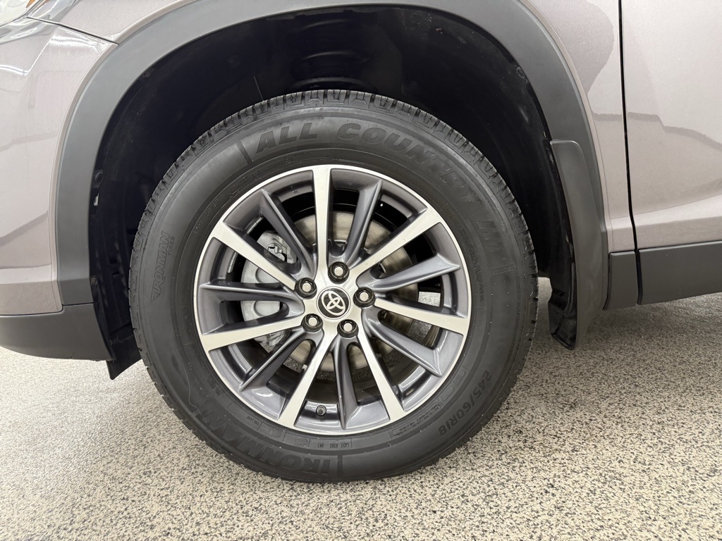 Toyota Highlander  2019