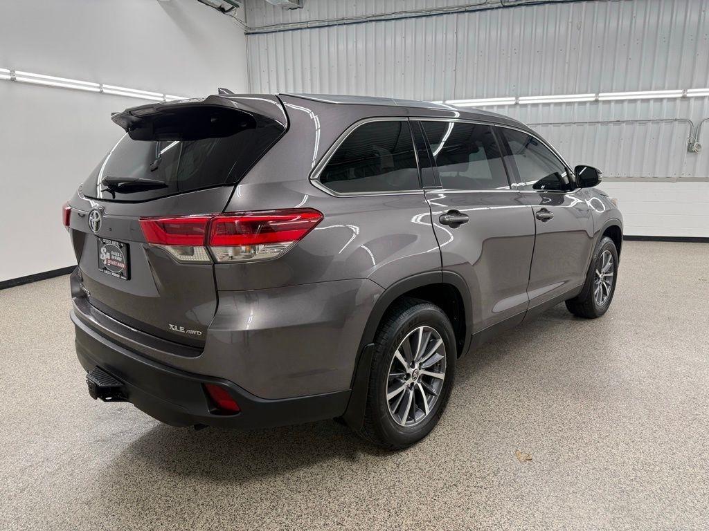 Toyota Highlander  2019
