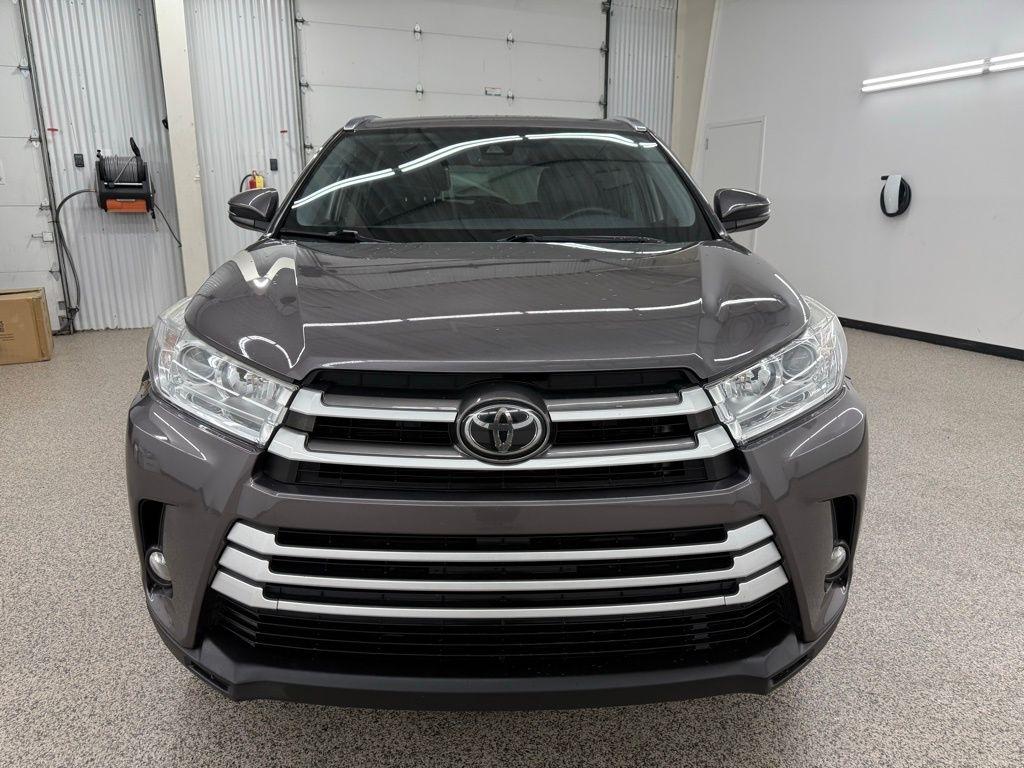 Toyota Highlander  2019