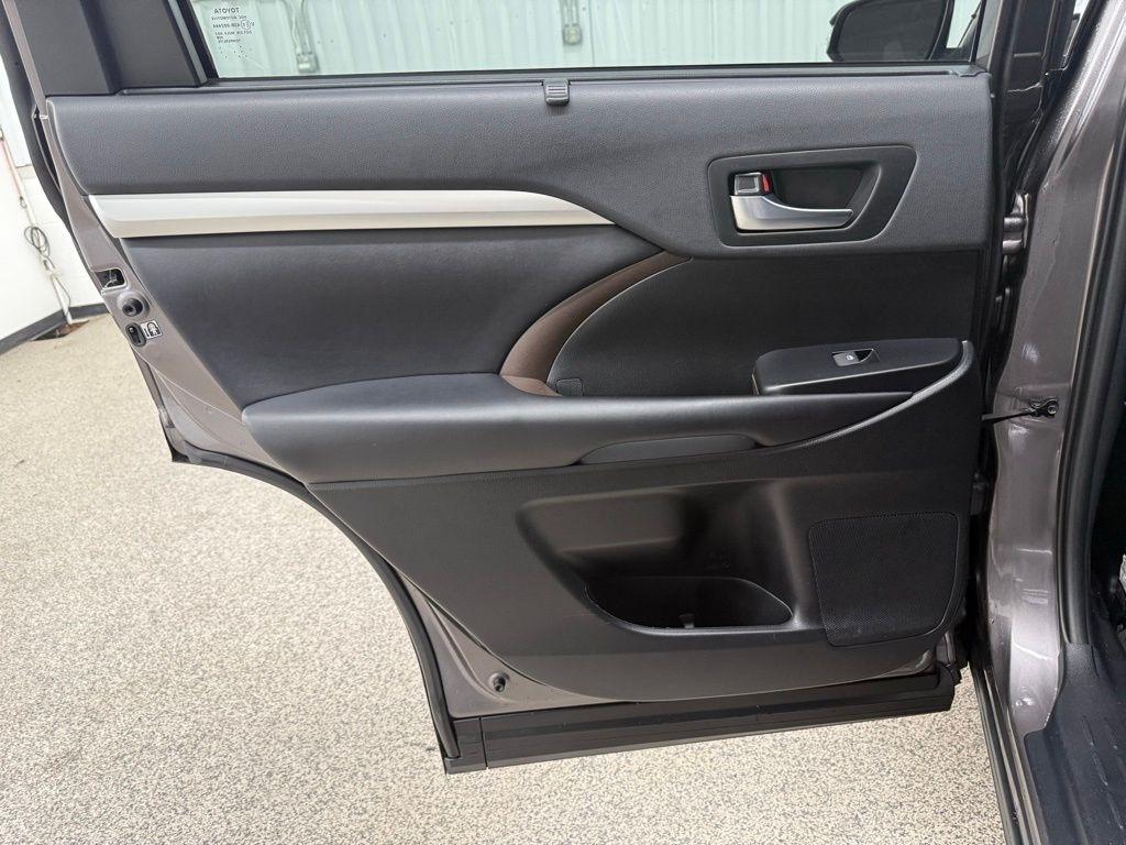 Toyota Highlander  2019