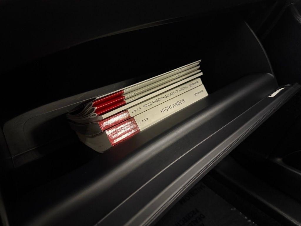 Toyota Highlander  2019