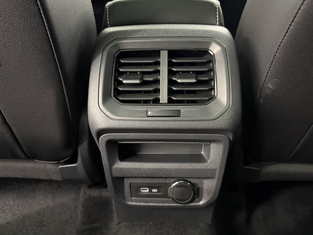 Volkswagen Tiguan  2024