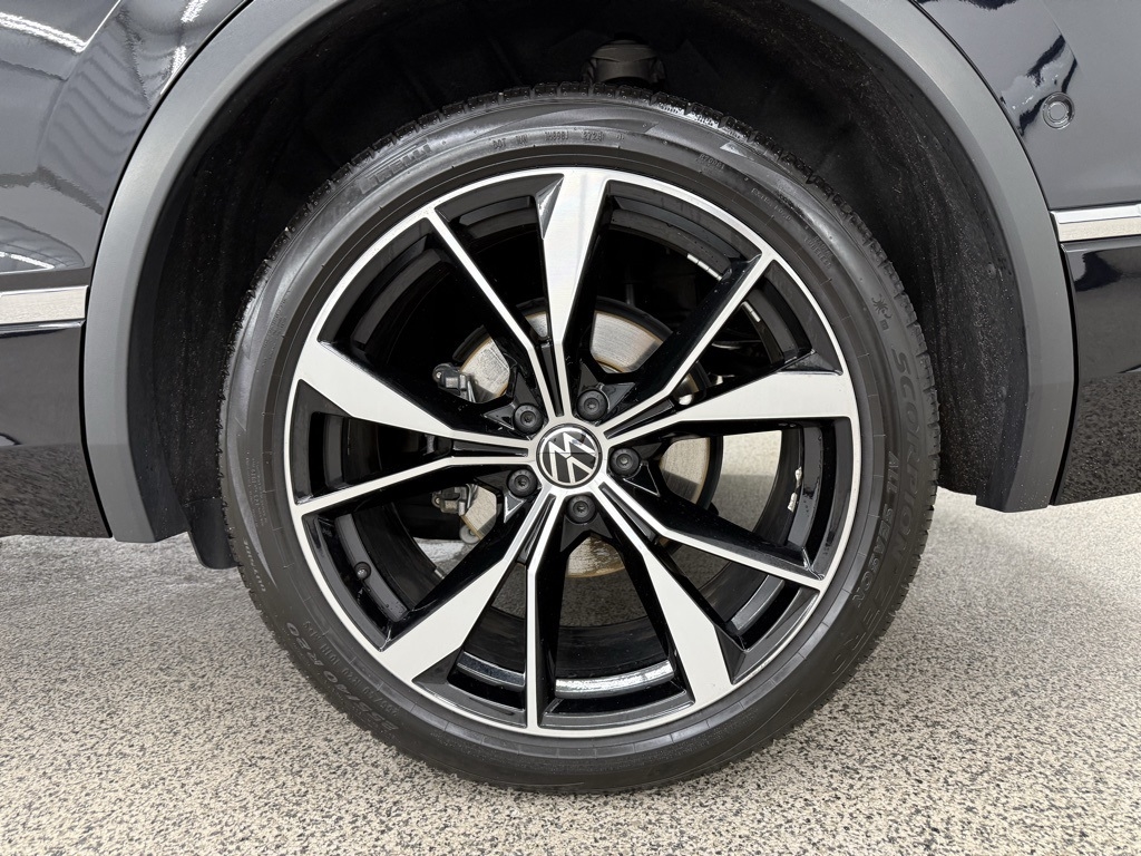 Volkswagen Tiguan  2024