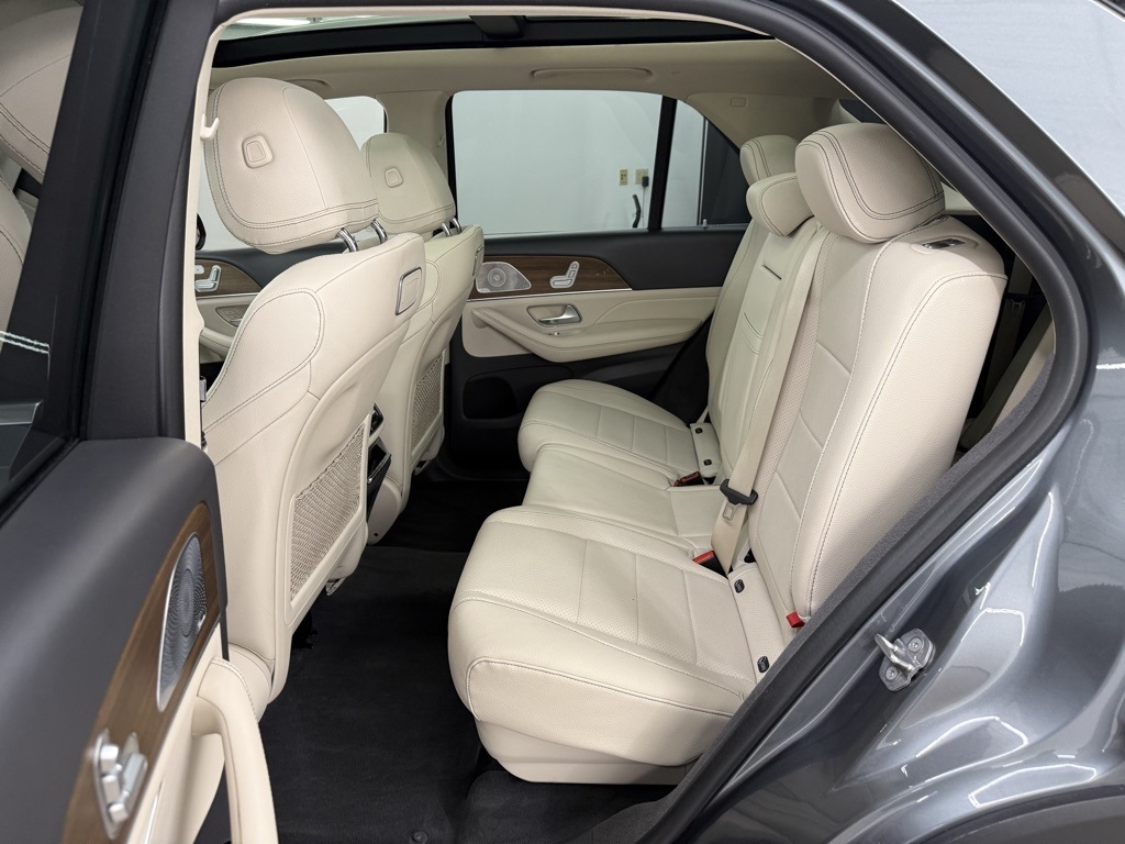 Mercedes-Benz GLE-Class  2020