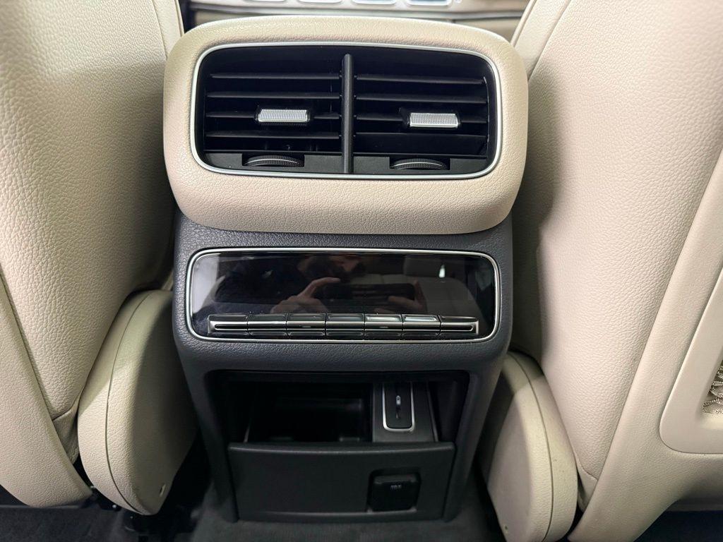 Mercedes-Benz GLE-Class  2020