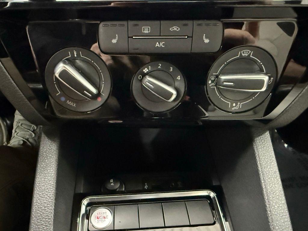 Volkswagen Jetta  2016