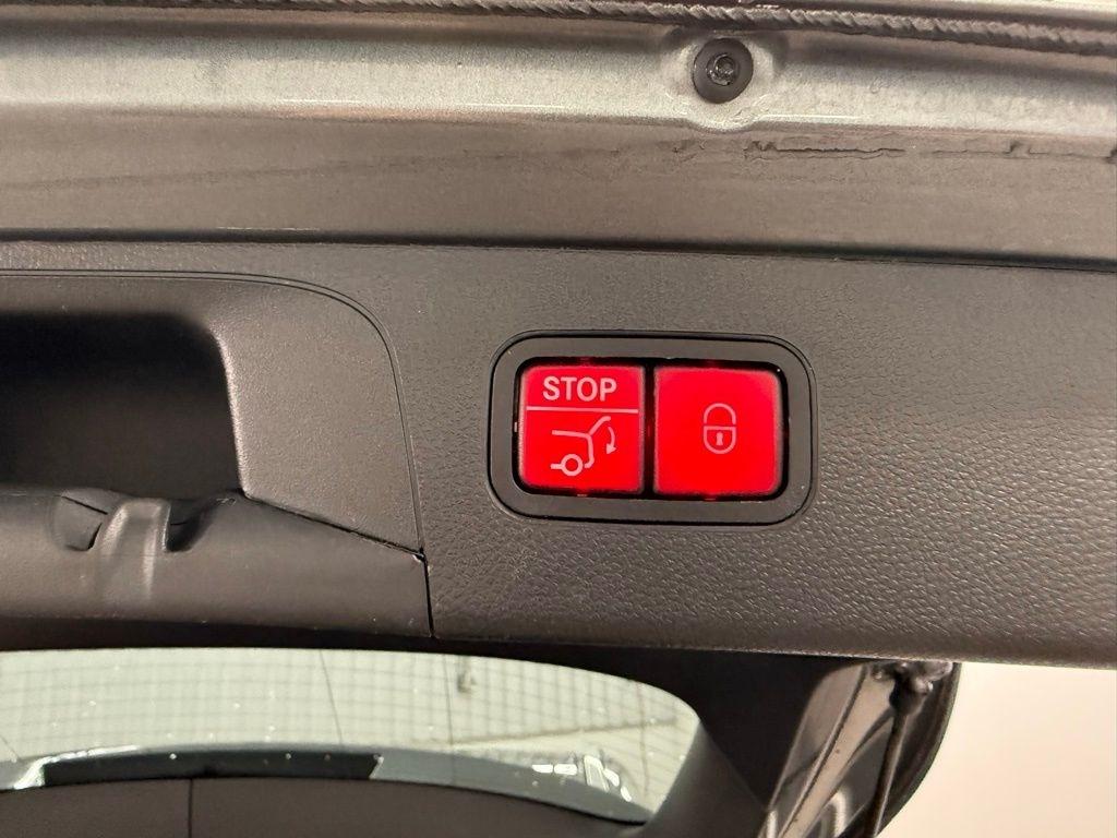 Mercedes-Benz GLC-Class  2018