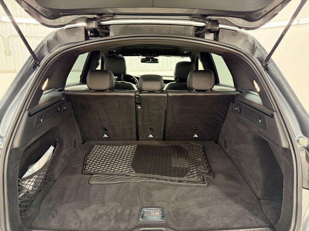 Mercedes-Benz GLC-Class  2018