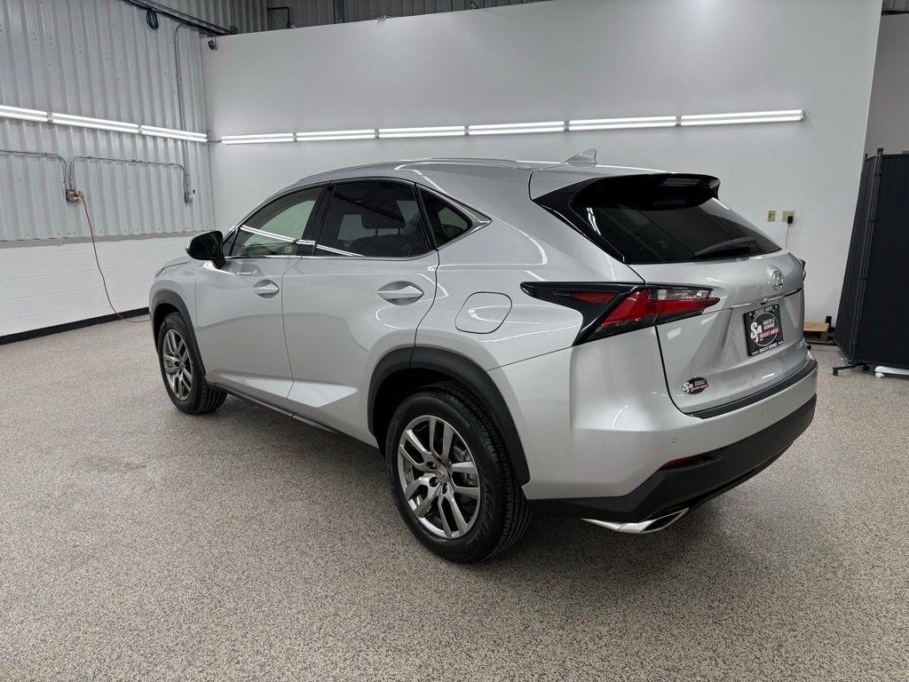 Lexus NX 200t  2015