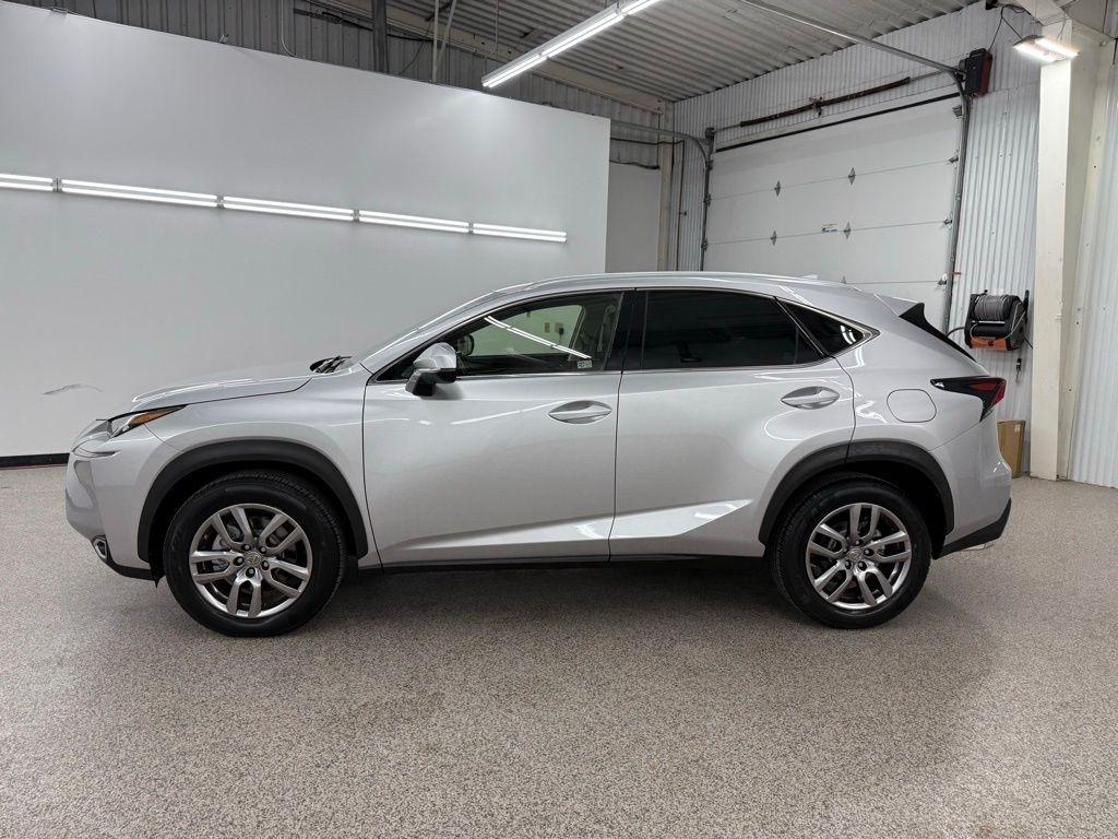 Lexus NX 200t  2015