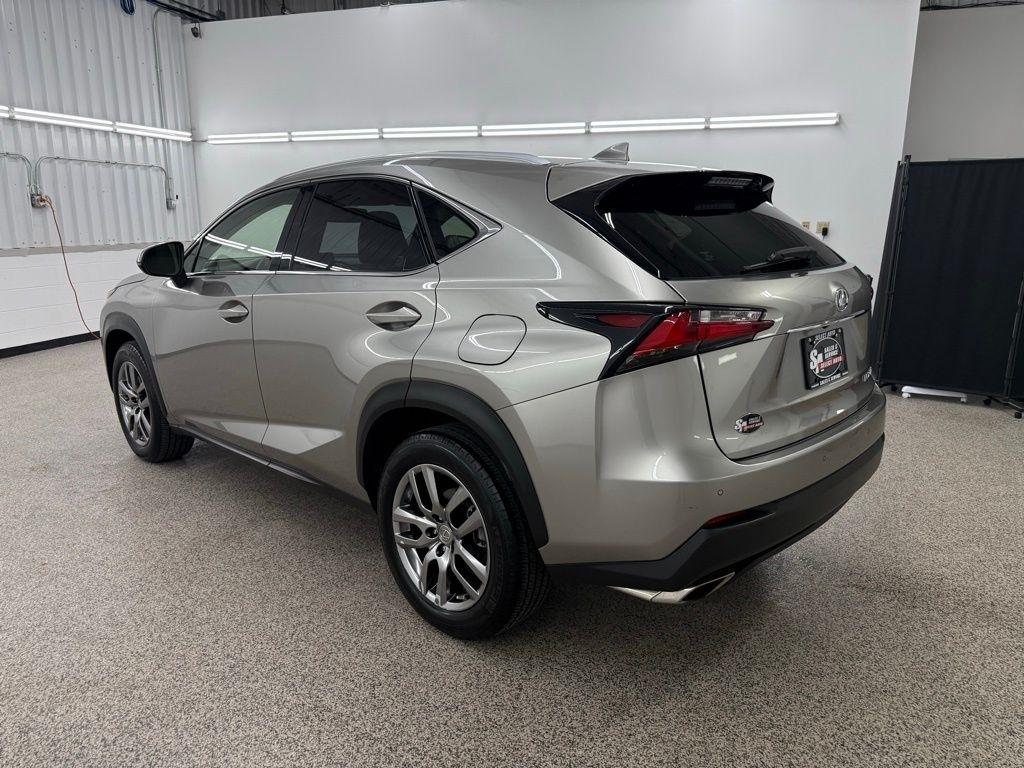 Lexus NX 200t  2016