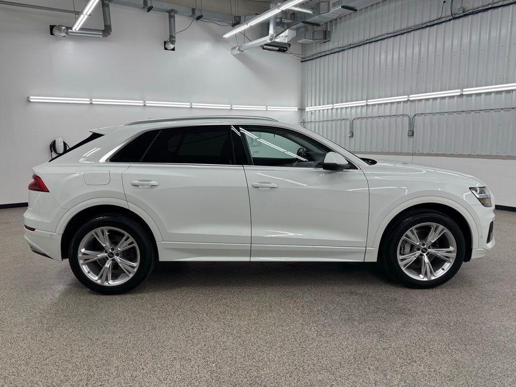 Audi Q8  2022